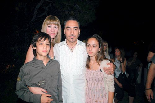 kymatizei-i-elliniki-simaia-einai-terastio-san-palati-ekei-menei-o-notis-sfakianakis-monos-amp-038-erimos-meta-to-chorismo-158520