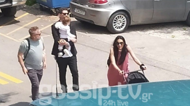 paramythenia-vaftisi-gia-ton-gio-toy-panoy-ioannidi-to-onoma-toy-mikroy-i-koykla-mama-amp-038-oi-eponymoi-kalesmenoi-158778