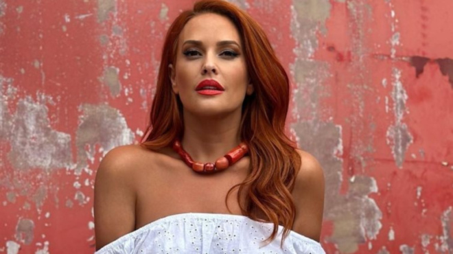 xespase-ston-amp-8220-aera-amp-8221-i-sissy-christidoy-amp-8220-niotho-anagoyla-gia-prosopikoys-logoys-de-mporo-na-to-diacheiristo-psychraima-amp-8221-158834