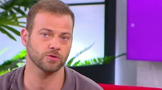 ante-moscharia-exallos-o-orestis-tziovas-me-goneis-poy-afinoyn-ta-paidia-toys-na-paizoyn-me-kataskeyi-gia-amea-se-paralia-169303