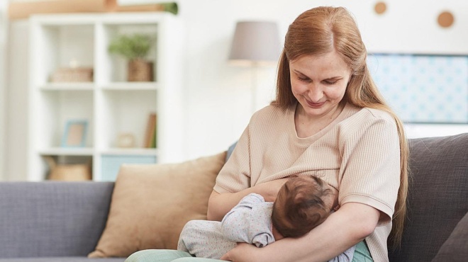 eimai-i-mairi-eimai-50-eton-kai-den-echo-dei-to-gio-moy-13-chronia-den-xero-poy-vrisketai-xero-mono-oti-moy-leipei-165529