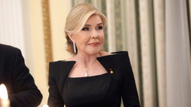 panellinia-sygkinisi-amp-8220-efyge-amp-8221-apo-ti-zoi-i-marianna-vardinogianni-thrinos-gia-ti-spoydaia-filanthropo-171404