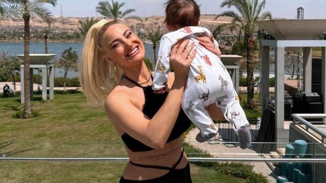 noynito-telos-to-onoma-toy-poy-tha-dosoyn-ston-gio-toys-toyni-amp-8211-alexandroy-einai-empneysmeno-apo-archaia-ellada-165714