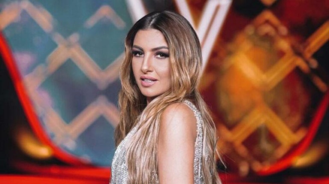 apostomonei-osoys-miloyn-gia-ta-kila-tis-i-paparizoy-xanaevale-to-forema-tis-eurovision-18-chronia-meta-amp-038-apotheothike-166469