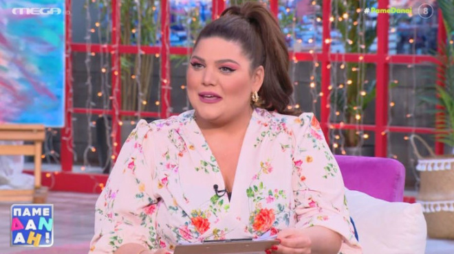 amp-8220-milisan-perierga-gia-mena-amp-8221-i-danai-mparka-pozarei-me-magio-choris-retoys-amp-038-apanta-sta-scholia-enantion-tis-168578