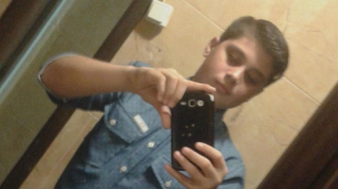 ezise-to-thayma-o-17chronos-taxiarchis-xypnise-apo-to-koma-ligo-prin-i-mitera-toy-dorisei-ta-organa-toy-167588