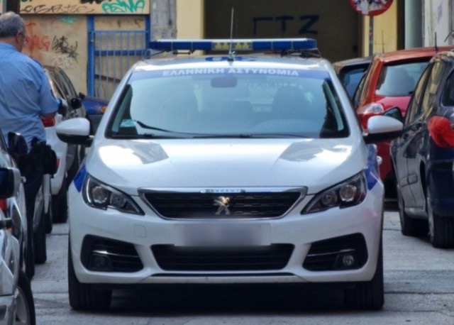 Ανείπωτη τραγωδία στη Θεσσαλονίκη: 23χρονη έπεσε στο κενό από τον 2ο όροφο πολυκατοικίας