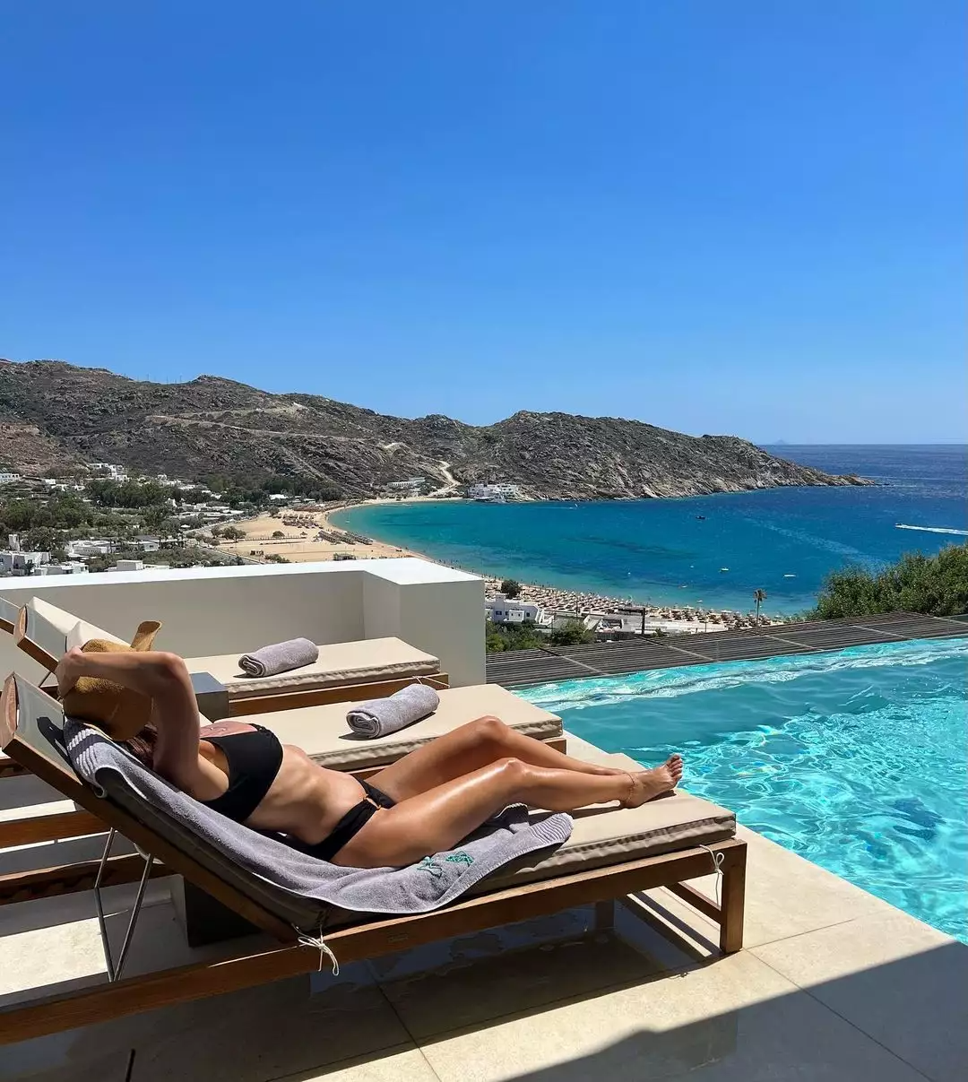 Μπέττυ Μαγγίρα διακοπές