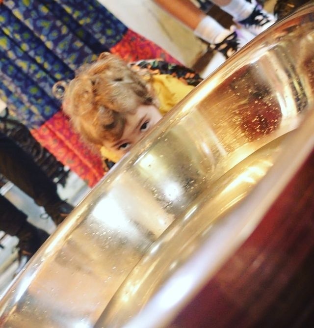 Η Κλέλια Ρένεση με την κόρη της 