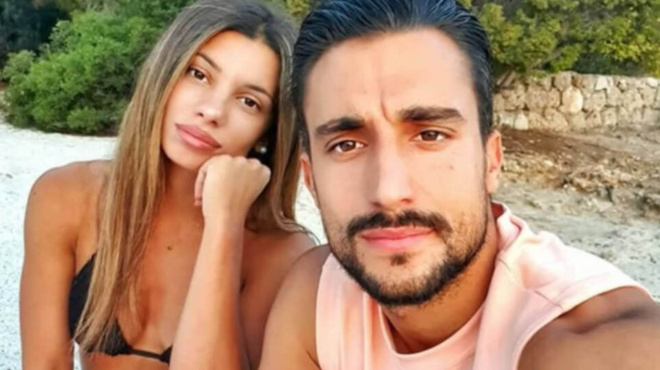 amp-8220-etsi-pige-na-proskynisei-amp-8221-agrio-kraximo-se-marialena-saki-i-foto-apo-tin-panagia-tis-tinoy-amp-038-oi-antidraseis-181542