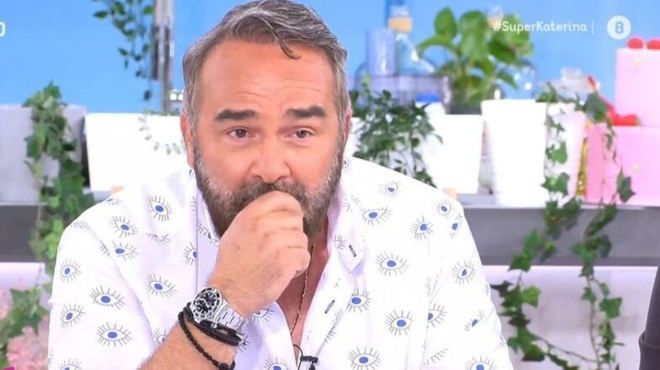 tragikes-stigmes-gia-ton-grigori-gkoyntara-anagkazetai-na-poylisei-to-spiti-toy-epeidi-den-mporei-na-plirosei-to-daneio-173775