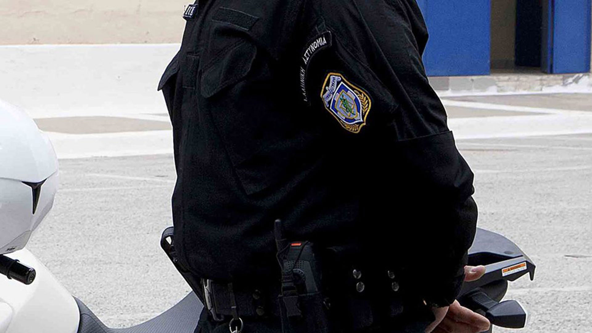 Τρεις αστυνομικοί συνελήφθησαν στη Μύκονο 