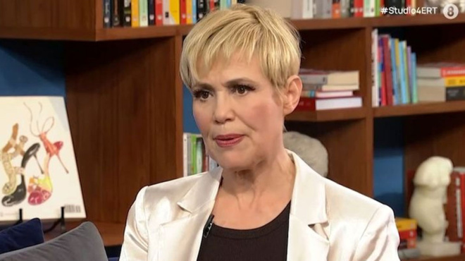 pethane-o-pateras-moy-kai-apofasisa-oti-isychasa-katathesi-psychis-apo-tin-konstantina-michail-177662