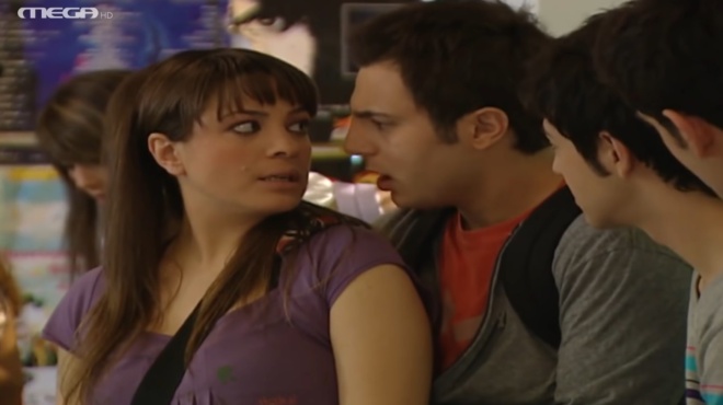 egine-mama-einai-mia-alli-tin-amp-8220-afroyla-amp-8221-toy-amp-8220-eytychismenoi-mazi-amp-8221-den-tin-anagnorizei-oyte-o-mpezos-16-chronia-meta-178508