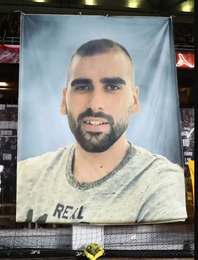 Στο γήπεδο η μητέρα του 29χρονου Μιχάλη 