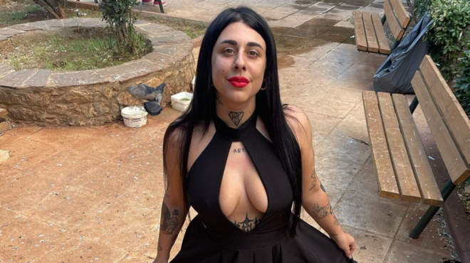 synechizei-na-prokalei-i-super-kiki-i-anartisi-poy-ekane-gia-ton-stayro-xarchako-meta-ton-salo-177076