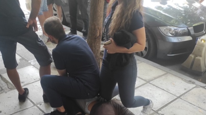 piran-to-nomo-sta-cheria-toys-polites-synelavan-listi-poy-pige-na-klepsei-kosmimatopoleio-189799