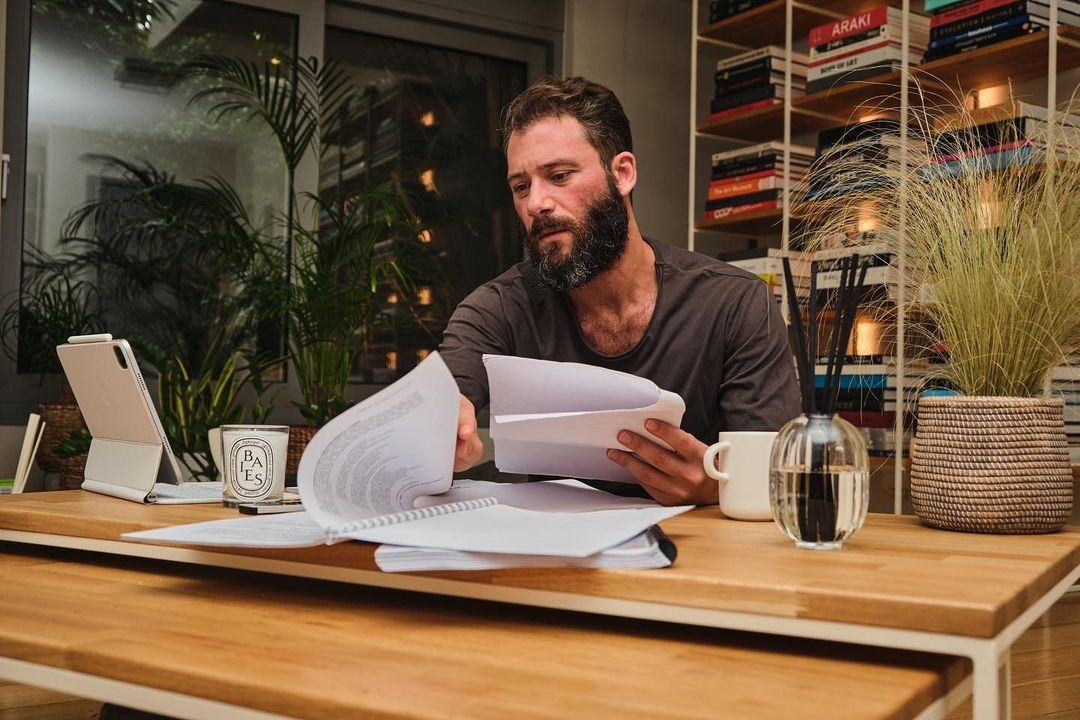 Αντίνοος Αλμπάνης σπίτι 