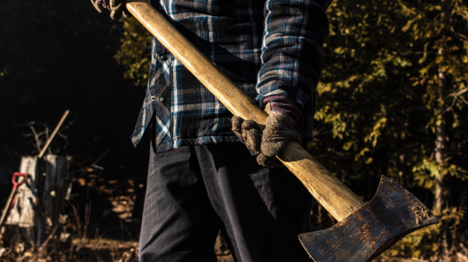 oloi-zitoyn-na-min-timorithei-espasan-ta-isovia-gia-ton-46chrono-poy-skotose-me-tsekoyri-ton-viasti-tis-koris-toy-188036