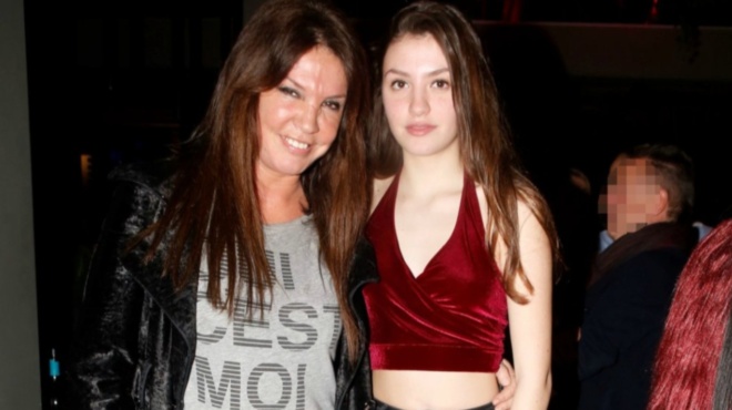 metaniomeni-i-vana-mparmpa-amp-8220-lathos-poy-megalosa-to-paidi-moy-moni-tha-mporoysa-na-eicha-epistrepsei-sti-schesi-moy-amp-8221-187265