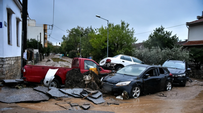 poli-amp-8220-fantasma-amp-8221-pali-o-volos-10-sygklonistikes-eikones-poy-deichnoyn-tin-tragiki-eikona-meta-to-perasma-tis-kakokairias-elias-191153