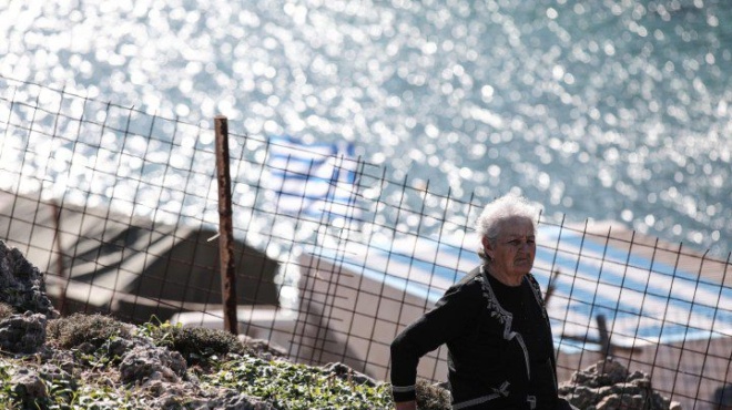 mpravo-leventes-otan-ellines-stratiotes-metamorfosan-to-rimagmeno-spiti-tis-kyra-rinios-tis-akritissas-tis-kinaroy-196064