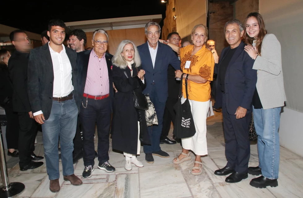 Ο Γιώργος Νταλάρας με τη σύζυγό του 