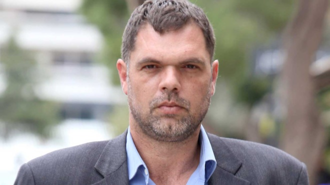 oloi-cheirokrotoyn-ton-dimitri-papanikolaoy-stamatise-tin-kykloforia-amp-038-voithise-paidi-me-aytismo-poy-epathe-krisi-epilipsias-199835