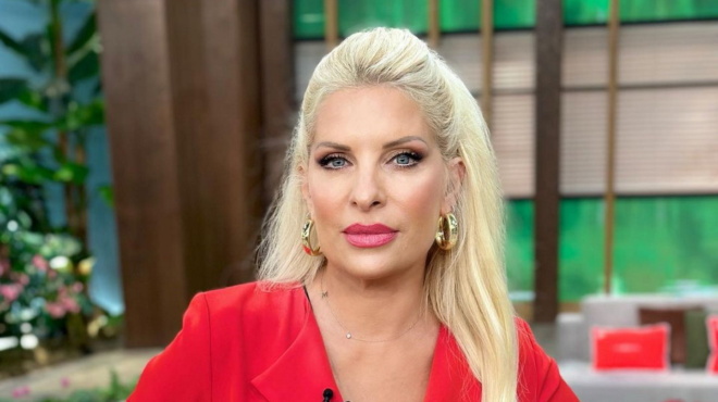 terastio-san-spiti-amp-8220-pnigmeno-amp-8221-sta-eponyma-roycha-amp-038-kallyntika-o-amp-8220-paradeisos-amp-8221-kathe-gynaikas-to-kamarini-tis-menegaki-192773