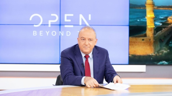 ton-amp-8220-prodose-amp-8221-i-kamera-o-maroysakis-elege-ton-kairo-ston-aera-toy-open-alla-o-skinothetis-amp-8220-karfose-amp-8221-ton-kampoyraki-197458