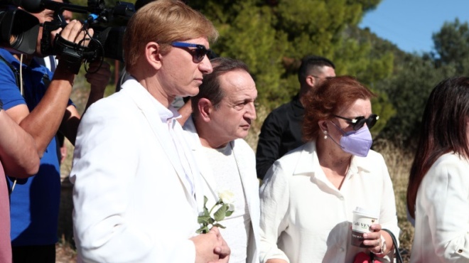 amp-8220-plakothikan-amp-8221-stin-kideia-tis-sti-fora-to-epeisodio-ton-2-filon-tis-mairis-chronopoylo-sto-teleytaioy-antio-tis-195561