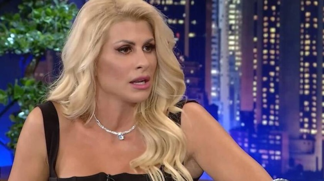 me-panakrivo-monopetro-amp-038-8-000e-stin-tsepi-pantreyetai-i-eyrydiki-papadopoyloy-meta-to-telos-tis-filias-me-tin-eleytherioy-192819