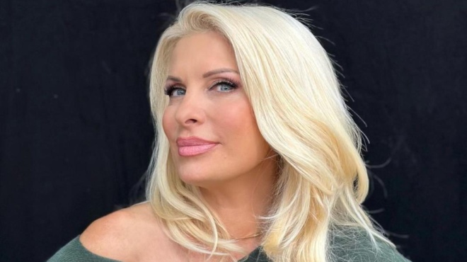 pachyna-alla-de-tha-katso-na-skaso-i-eleni-menegaki-mila-choris-tampoy-gia-ta-kila-amp-038-tis-ateleies-sto-soma-tis-205234