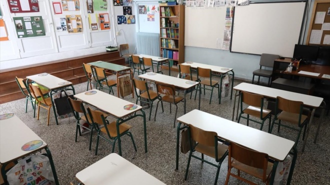 amp-8220-kyria-syggnomi-alla-tha-vgoyme-exo-amp-8221-to-minyma-mathiton-dimotikoy-sti-daskala-toys-kanei-ton-gyro-toy-diadiktyoy-206182