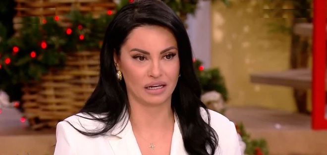 katerreyse-me-lygmoys-i-dimitra-alexandraki-ayto-einai-amartia-ap-amp-8217-ton-theo-kano-ekklisi-ston-mitsotaki-207961