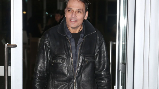 edo-poy-eimai-oloi-me-agapane-skorpa-rigi-sygkinisis-o-stamatis-gardelis-mesa-apo-to-psychiatreio-206112