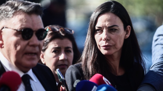 eyi-vatidoy-etsi-eginan-ola-amp-8211-vrethike-vinteo-apo-to-epeisodio-me-ton-odigo-tis-michanis-sti-glyfada-204124