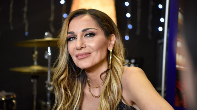 i-christoygenniatiki-erotiki-exomologisi-tis-vandi-ston-mpismpiki-kai-to-kryfo-tatoyaz-toy-poy-edeixe-i-kamera-kata-lathos-215833