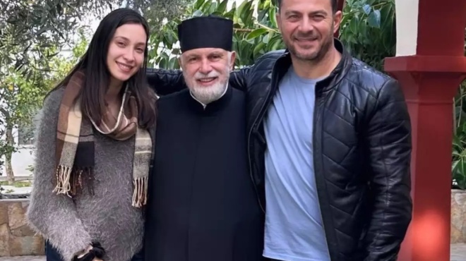 pisteyoyn-ston-theo-amp-038-to-deichnoyn-o-ntanos-me-tin-egkyo-syzygo-toy-pigan-na-synantisoyn-ton-pneymatiko-toys-209723