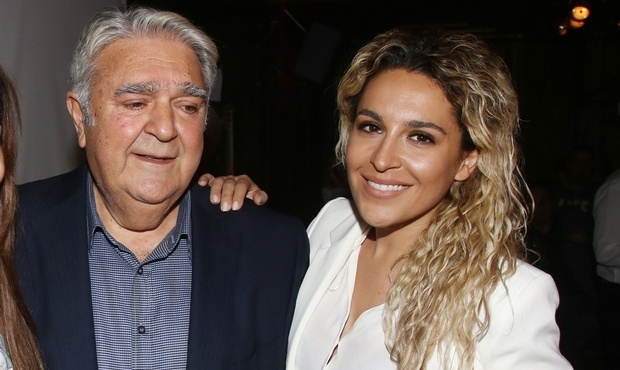 anakoinose-ta-dysaresta-i-gianna-terzi-apokalypse-ti-machi-poy-dinei-me-ton-karkino-amp-8211-i-fotografia-mesa-apo-to-nosokomeio-208908