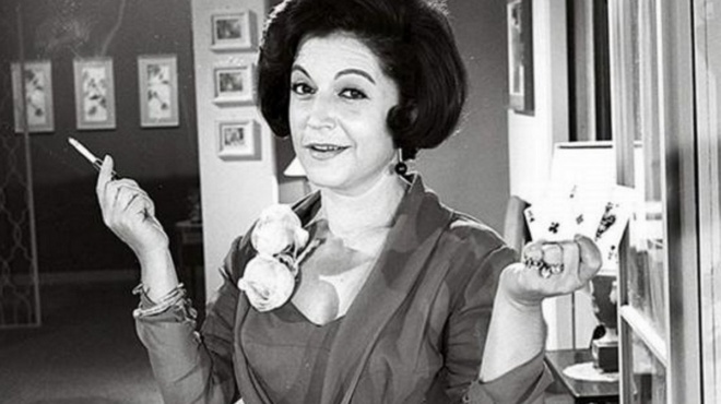 amp-8220-chamogelaei-amp-8221-apo-ton-paradeiso-i-rena-vlachopoyloy-20-chronia-meta-egine-epiteloys-praxi-i-teleytaia-tis-epithymia-215608