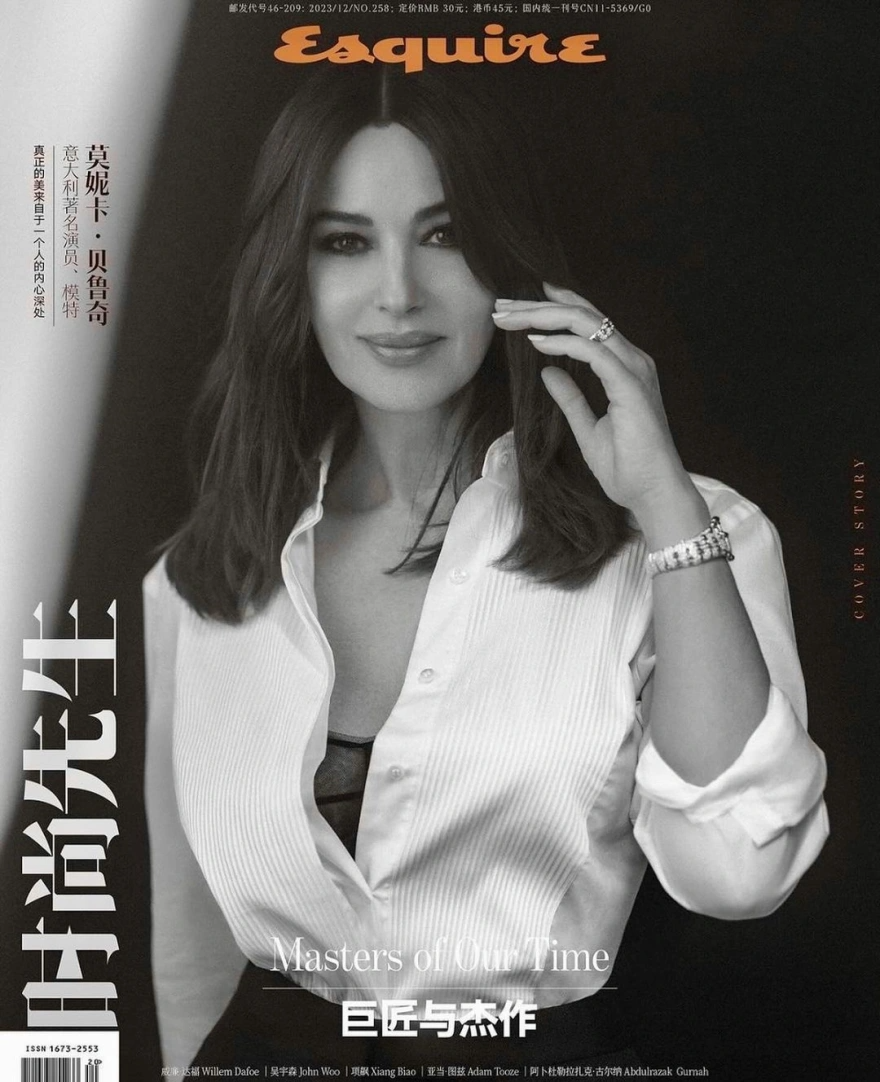 Μόνικα Μπελούτσι φωτογράφιση 