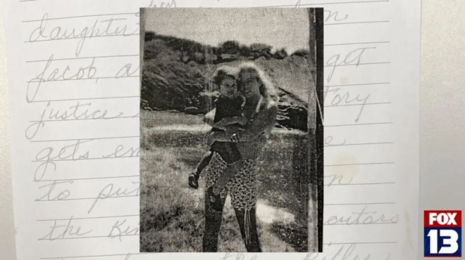 anakoinothike-to-onoma-toy-i-agria-dolofonia-miteras-kai-gioy-exichniastike-28-chronia-meta-chari-se-ena-maniki-218829