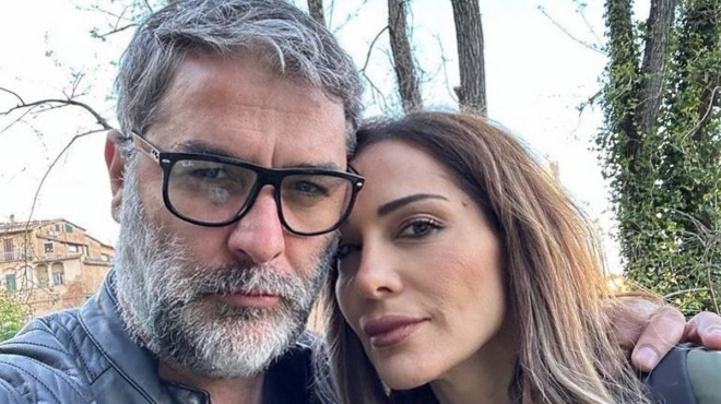 toys-zileyoyn-oloi-antras-me-ta-ola-toy-o-mpismpikis-amp-8211-pigan-londino-amp-038-eipe-sti-vandi-o-ti-thelei-na-akoysei-kathe-gynaika-218938