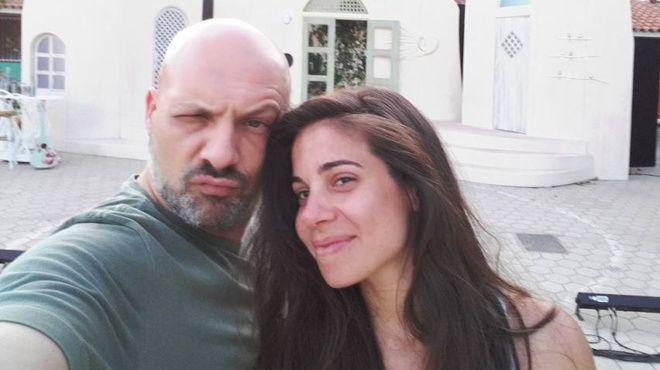 korina-damoylianoy-to-koritsaki-apo-to-amp-8220-pater-imon-amp-8221-30-chronia-meta-paramenei-baby-face-kai-eklechthike-dimotiki-symvoylos-220198