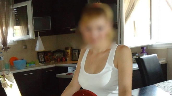 amp-8220-o-monos-andras-poy-thaymazo-amp-8221-anatrichiazoyn-oi-teleytaies-anartiseis-tis-37chronis-ligo-prin-skotosei-to-moro-tis-221168