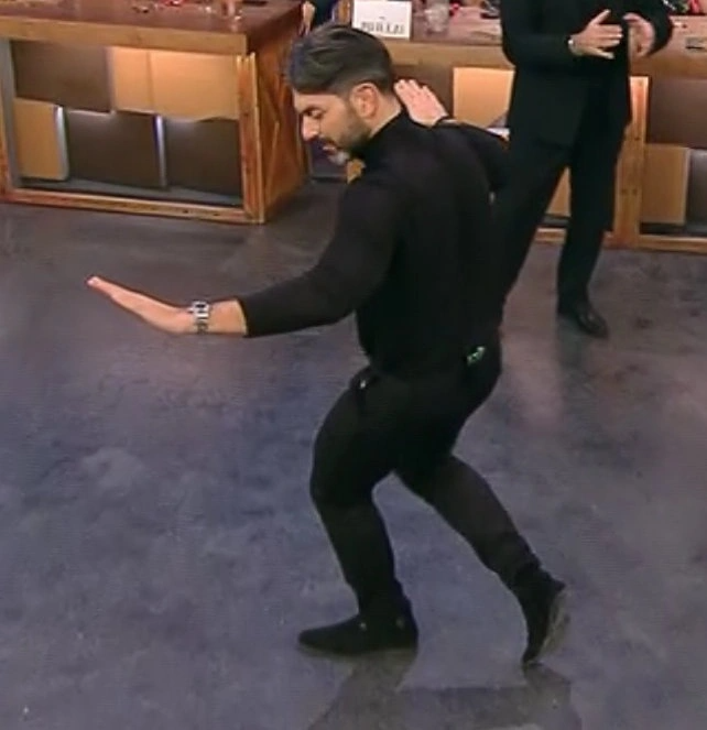 Σπύρος Μαρτίκας ζεϊμπέκικο 