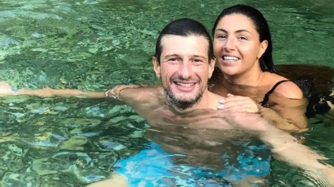 amp-8220-echasa-ton-gianni-moy-ena-palikari-amp-8221-rakos-i-elena-paparizoy-ragizei-kardies-gia-ton-nekro-ithopoio-xaderfo-tis-234507