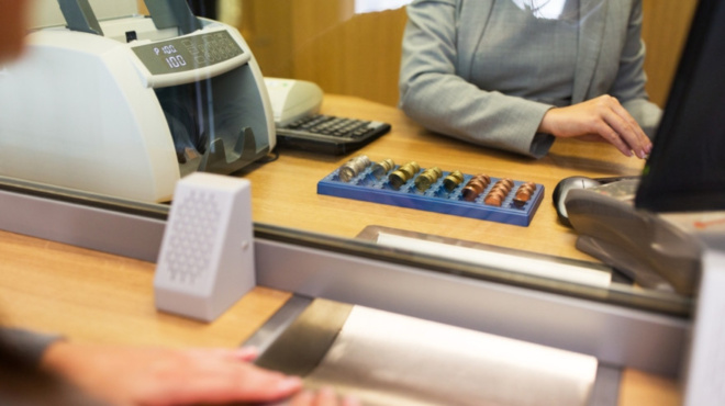 neo-miniaio-charatsi-apo-tis-trapezes-apo-pote-tha-ischysei-poioi-tha-to-plirosoyn-kai-gia-poioys-den-tha-ischyei-230889