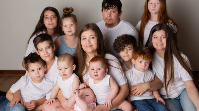 kanei-ton-gyro-toy-diadiktyoy-amp-8220-eimai-mama-12-paidion-amp-038-ayta-einai-ta-chrimata-poy-xodeyo-se-mia-mono-vdomada-amp-8221-232583